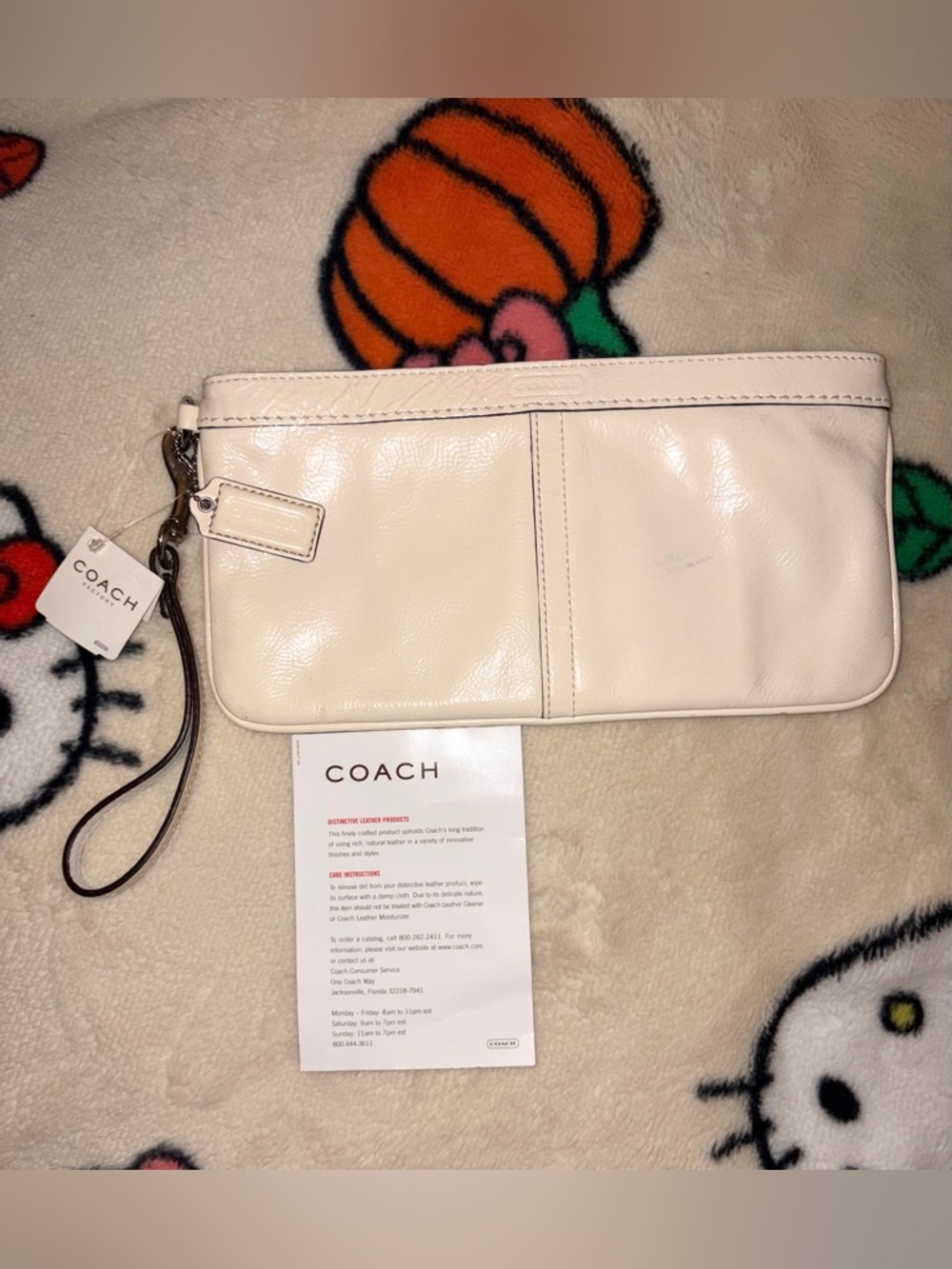 NWT vintage Coach Madison Patent Leather Clutch